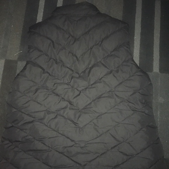 Gap Vest - Picture 2 of 2